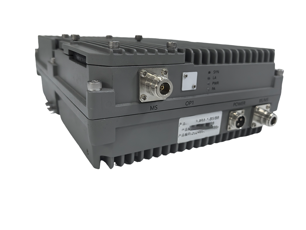  庆元三频手机信号接收器2000㎡